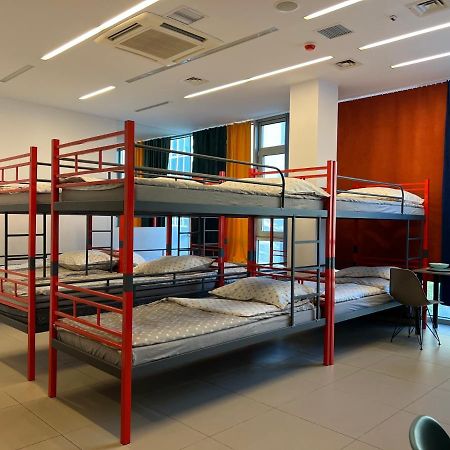Hostel Fuchs Varşova Dış mekan fotoğraf